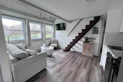 Image de *New Chalets by the Lake - #4 - Conneaut Lake, Pa
