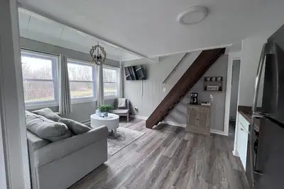 Image de *New Chalets by the Lake - #6 - Conneaut Lake, Pa