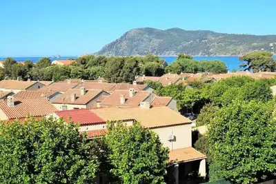 Image de Location vacances vue mer, lave linge, plage Ă pied