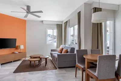 Image de Modern 1-Bed Apartment | Costa del Sol | Sleeps 4