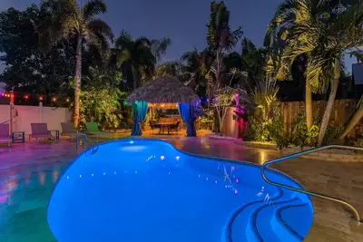 Image de Oasis Sunset. . .