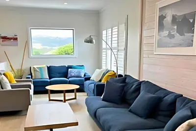 Image de Stones Throw to Beach & Chiton Surf Club - Seaside on Seagull