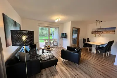 Image de Bright vacation apartment with communal garden in a quiet location