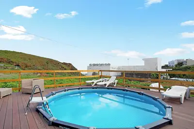 Image de Vacances 'Montemar 1' avec vue mer, piscine partagée et Wi-Fi