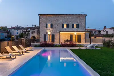 Image de Villa Daniela with pool for 6 people in Porec, 50m from the restaurant