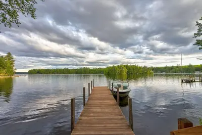 Image de Winnipesaukee Waterfront Home Sleeping for 8