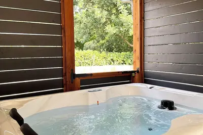 Image de Zen Garden in the Medical Center, close to Fiesta Texas, Utsa & Airport