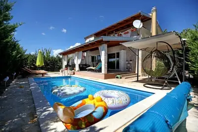 Image de Villa Susann with swimming pool -Ĺ ibenik
