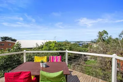 Image de Heaven on Seaview - Ocean views from deck
