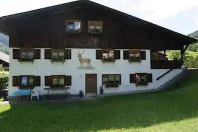 Image de Jägerhaus 1st floor Enchanting mountain world with waterfall. Hiking from the front door.