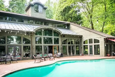 Image de 2 Water Front homes w\/Pool-Enjoy Resort style!