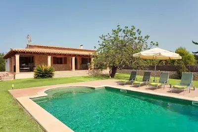 Image de Charming Pollensa Villa | Private Gardens and Pool | Villa Martinet | Close to Old Town | Mallorca