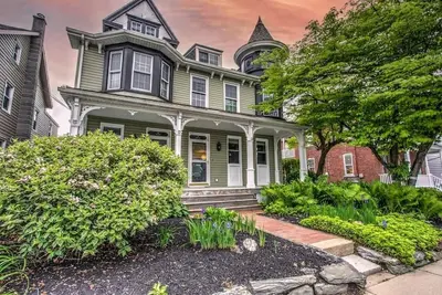 Image de Victorian Manor on Main w/ 6 beds-10 mins to Lanc!