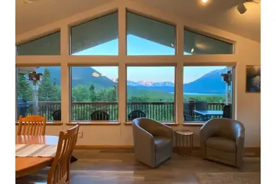 Image de AlaskanTreasure-Amazing Mountain and Lake Views