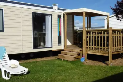 Image de Mobilhome Archipel Premium 30m² - 3 chambres \/ terrasse couverte + Tv + Lv + Draps 6 personnes