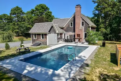Image de Private Pool and Close to Marconi Beach!