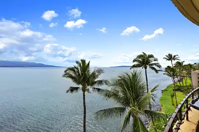 Image de Sunrise to Shoreline, Haleakalā & Ocean Views await