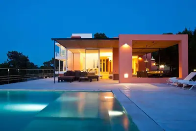 Image de My Rental Homes - Villa Twilight with private pool, terrace and parking space
