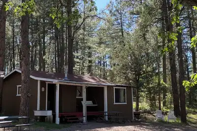 Image de Cabin 1 - Sweetheart Deluxe Cabin - Two-room Cabin w/ Indoor Jacuzzi