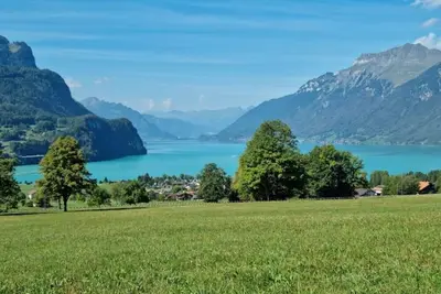 Image de Cozy vacation apartment between lake and mountains!