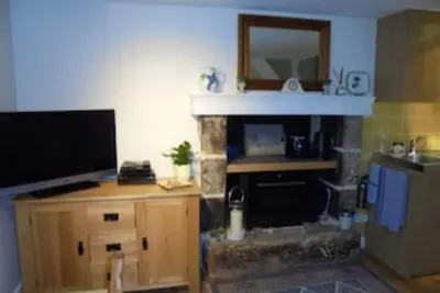 Image de Cottage Albertine- In A Garden Setting With Views Over The Rooftops Of Dinan