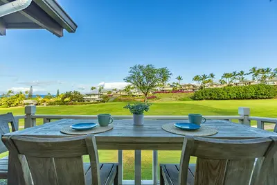Image de Luxury 2-Bedroom with Ocean and Fairway Views Upgraded and Beautifully Decorated