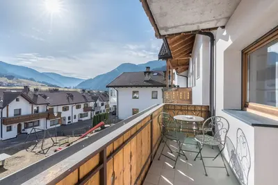 Image de Appartement \"Trojer 2\" avec vue sur les montagnes, bain à remous & Wi-Fi