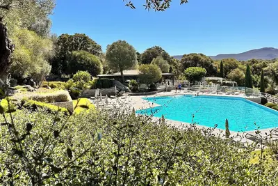 Image de T3 splendide (H) de 86 m2 ( 4 pers) au Domaine d'Arca, privé et résidentiel