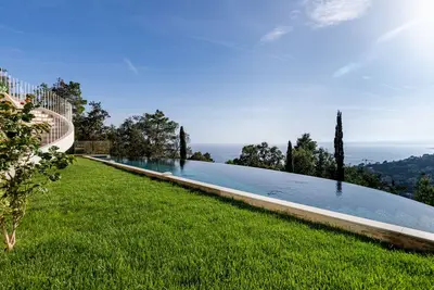 Image de Villa Mirazur - Avec piscine privée vue mer