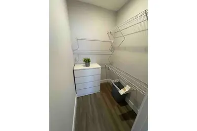 Image de 2 bed/2bath by Love Field & Medical Center (c)