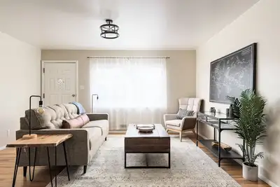 Image de Explore Co-Central fam home with large backyard!
