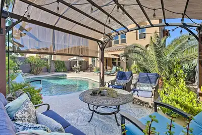 Image de Luxe Goodyear Home w/ Serene Backyard & Game Room