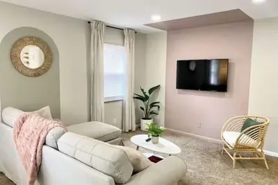 Image de Modern Deco Flat - Mins to Everything❕