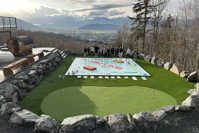 Image de #ParkPlace - Private acreage /Bar/Arcade/Gym/HotTub/Sauna/Sports courts/golf