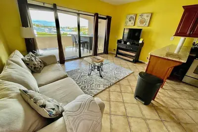 Image de Beautiful 1Bed 1Bath Condo In Downtown Red Hook