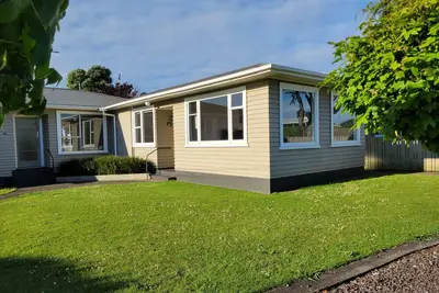 Cosy one bedroom house on quiet cul-de-sac
