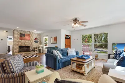Image de 3056 Sound Sanctuary * Canalfront
