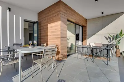 Image de Sanders Crystal 1 - Joli appartement de 2 chambres avec piscine partagée