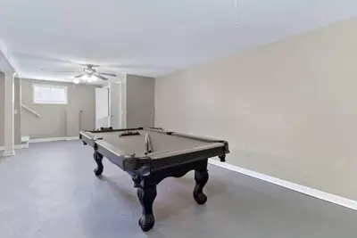Image de Travis' Place - Convenient and Affordable Location