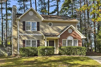 Image de Raleigh Home Near Dining + Shops!