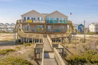 Image de Followin The Son - Amazing 4 Br Oceanfront Duplex; Great Views!