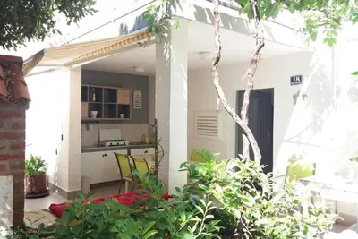 Image de Maison de vacances Novalja pour 1 - 10 personnes avec 3 chambres à coucher - Maison mitoyenne