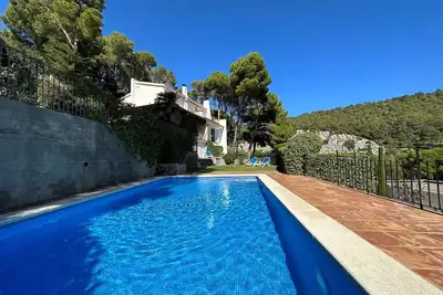 Image de Villa 'El Perdals' avec vue sur la mer, piscine privée et Wi-Fi
