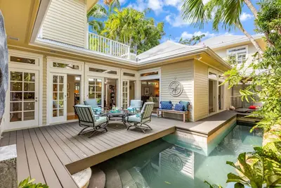 Image de Inner Peace ~ Casa Marina 3 Bedroom, 3. 5 Bathroom Gem w\/ Pool!