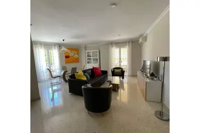 Image de Modern and Central Apartment. New on the Market.