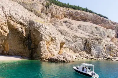 Appartement + voyage en bateau gratuit + 2 VÉLOS + air con. + WiFi + Ps4