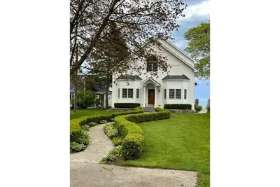 Image de Lakefront 9 bedroom house sleeps 21+