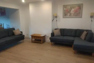 Image de 3bed 3bath, parking, disney+, nr towncentre and racecourse