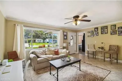 Image de Amazing Spacious 5 bedroom Lake view in Clearwater