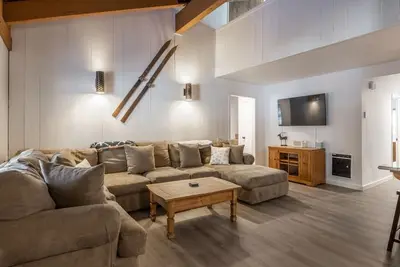 Image de Horizons Iv 180 New Luxurious Listing Fully Remodeled 2 Bedrm Plus Loft 2 and a half Bathrm Sleeps 8